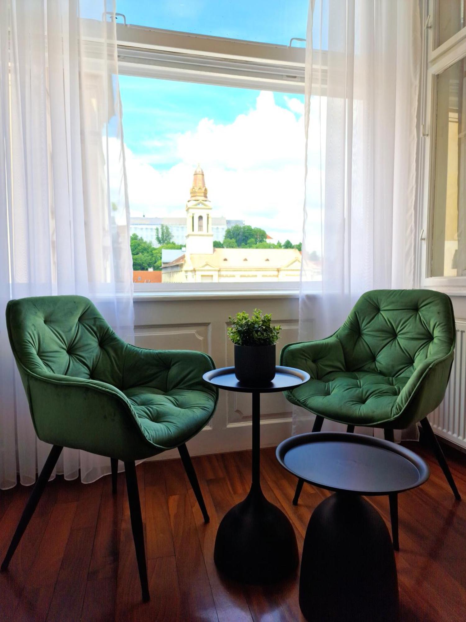 Apartment Exclusive View Cvjetni Trg Zagreb Exterior photo