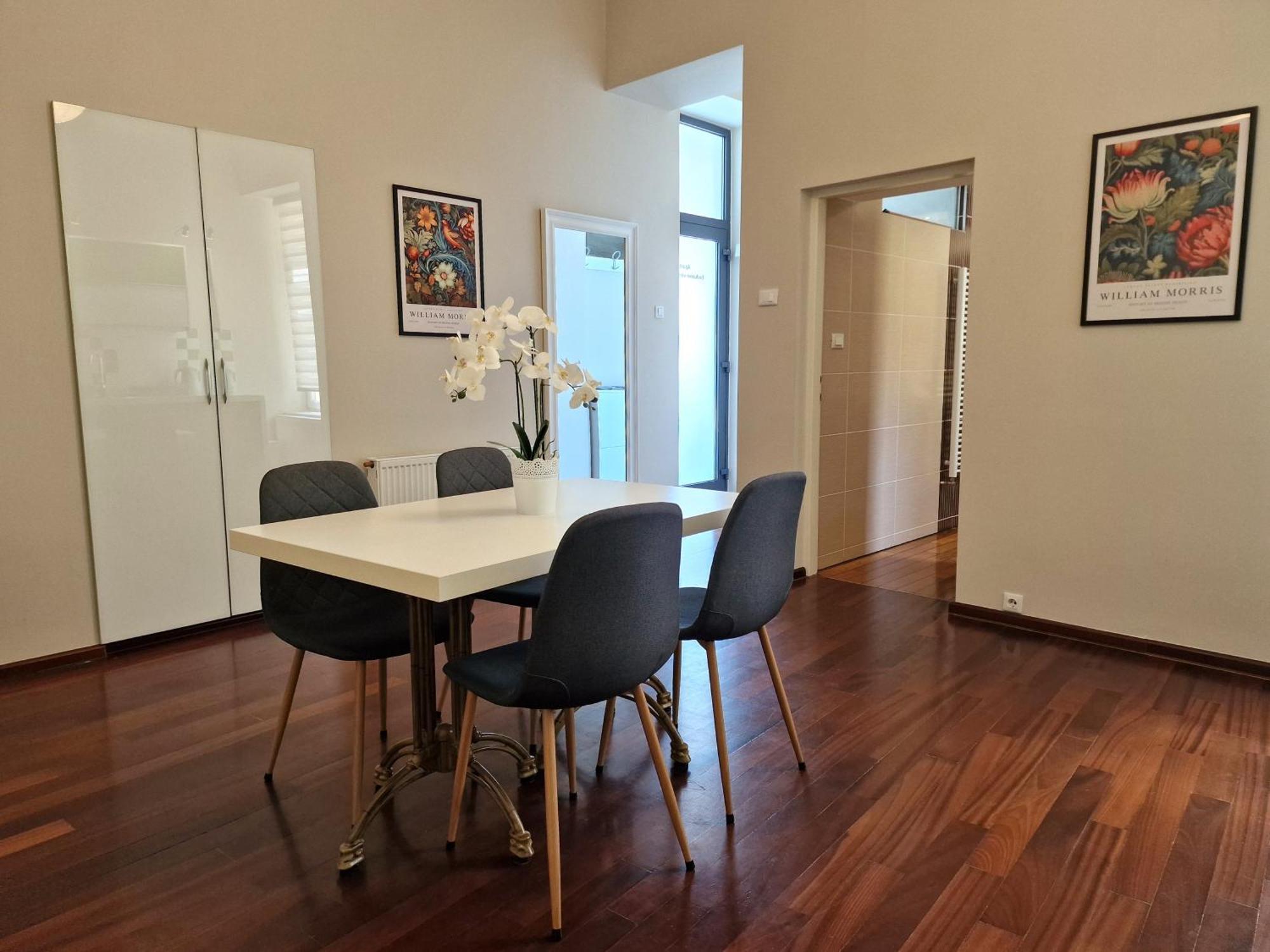 Apartment Exclusive View Cvjetni Trg Zagreb Exterior photo